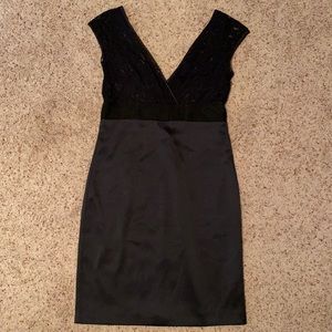 Banana Republic V Neck Black Sleeveless Dress